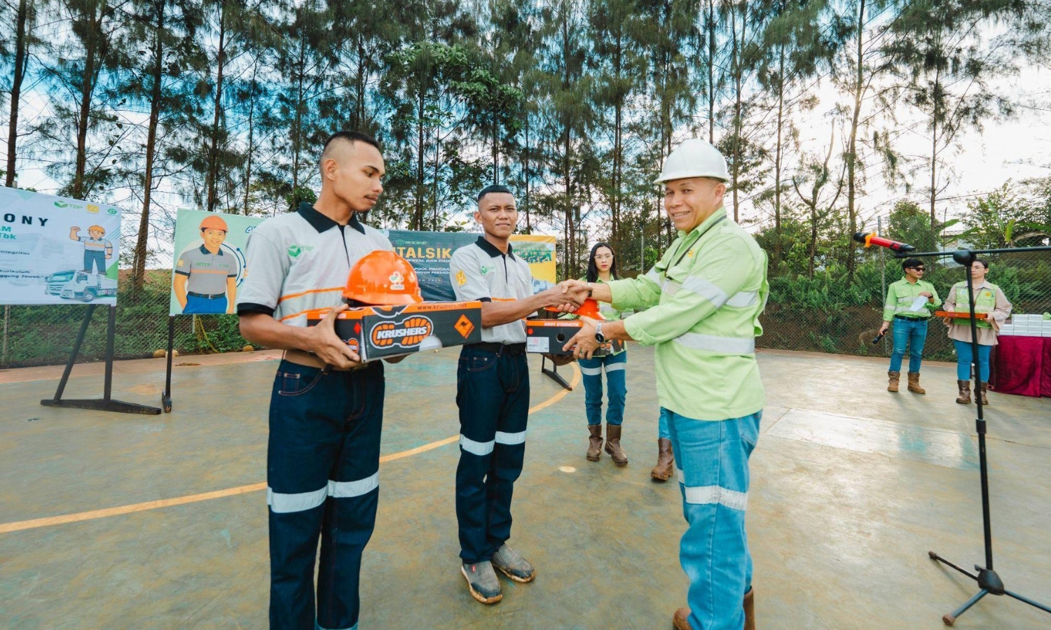 Harita Nickel Luncurkan Mechanic Talent Pool Program bagi Pemuda Lokal
