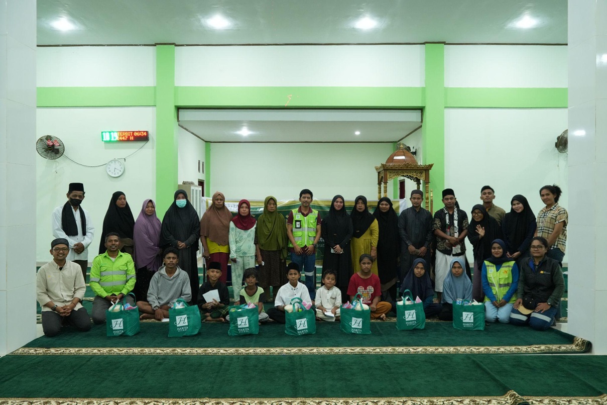 Harita Nickel Pererat Kebersamaan dengan Masyarakat Lingkar Tambang lewat Safari Ramadan